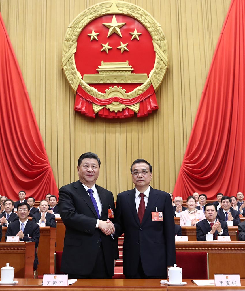 李克强：加大减税降费力度，留得青山赢得未来