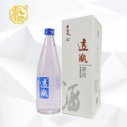 山东景阳冈酒厂新品“透瓶香”上市