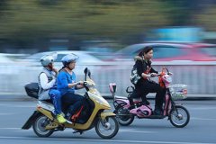头盔火了！“前两天35元，一觉醒来已85元...”这