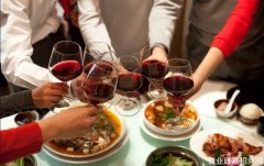 外出就餐减少 酒商：用品质应对家庭自饮新趋势