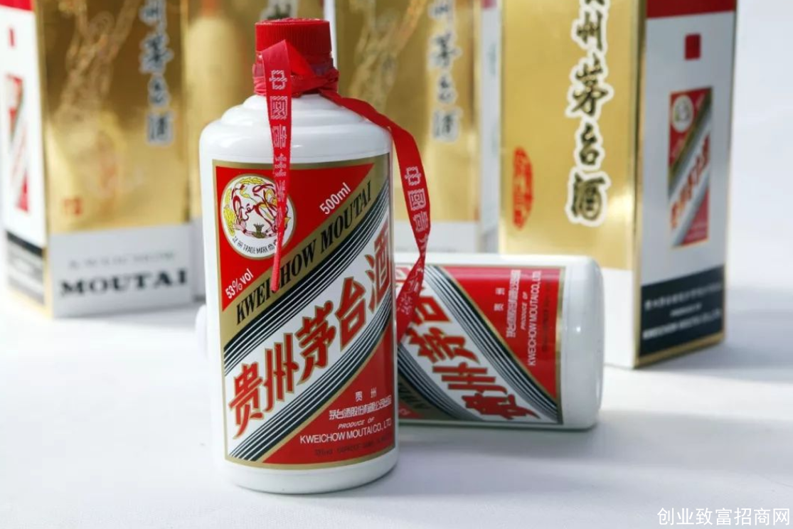 新华网报道：真瓶装散酒，摇身一变成“茅台”